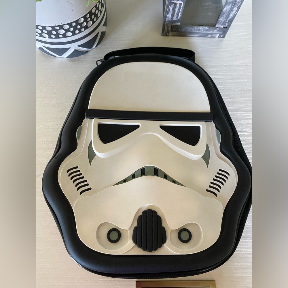 PowerA Nintendo 3DS Star Wars Helmet StormTrooper Travel / Storage Case